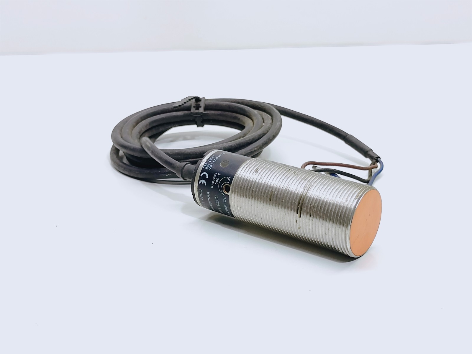 IFM DI5005 DIA3010-YPKG Proximity Switch (FREE SHIPPING)