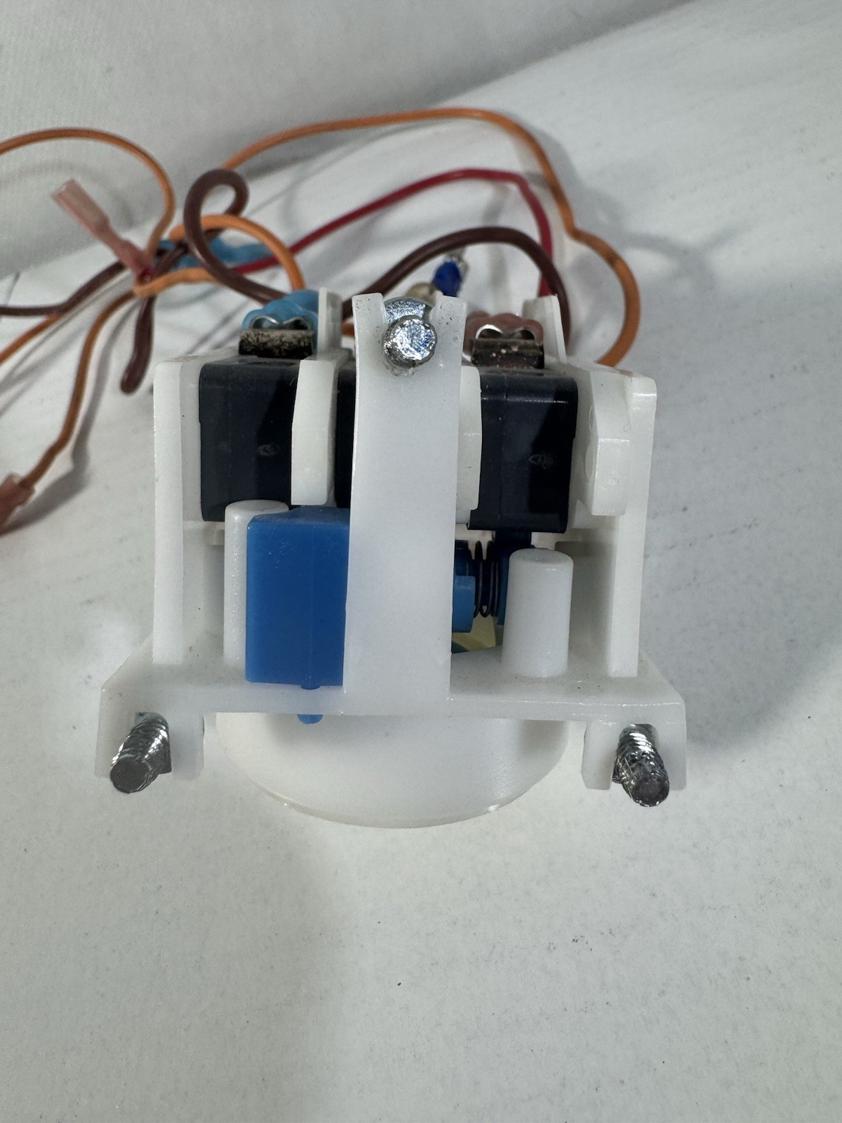 Pres:Air:Trol MCB311A Sequencing Switch Blue Cam, Used With Wires 21A250 Vac,