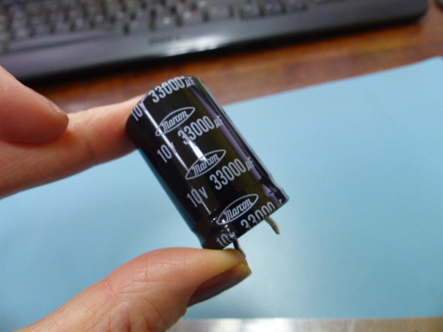 Marcon CEAWF1A333M20 Qty of 10 per Lot 33000uf 10v SI 24x40mm 85 deg. Marco