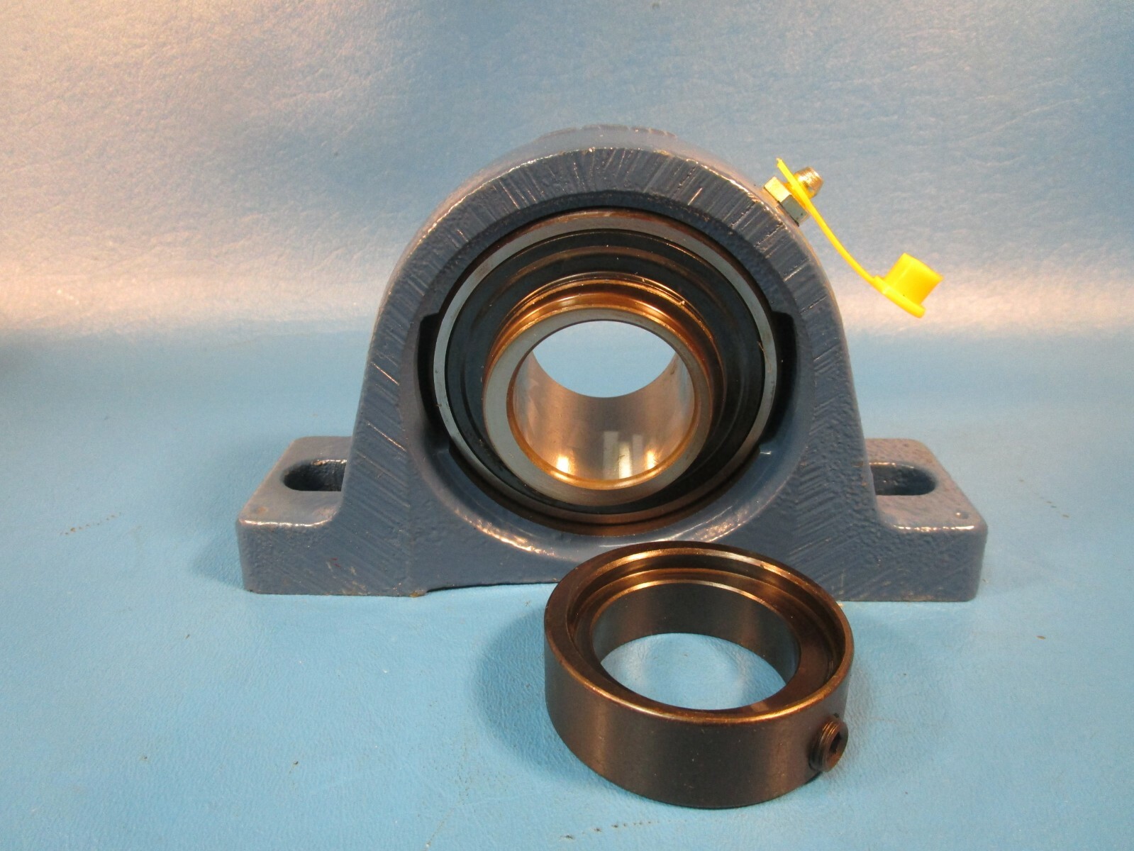 SKF, SYH 1 1/2 WF, 1 1/2″ Bore Pillow Block, Eccentric Collar