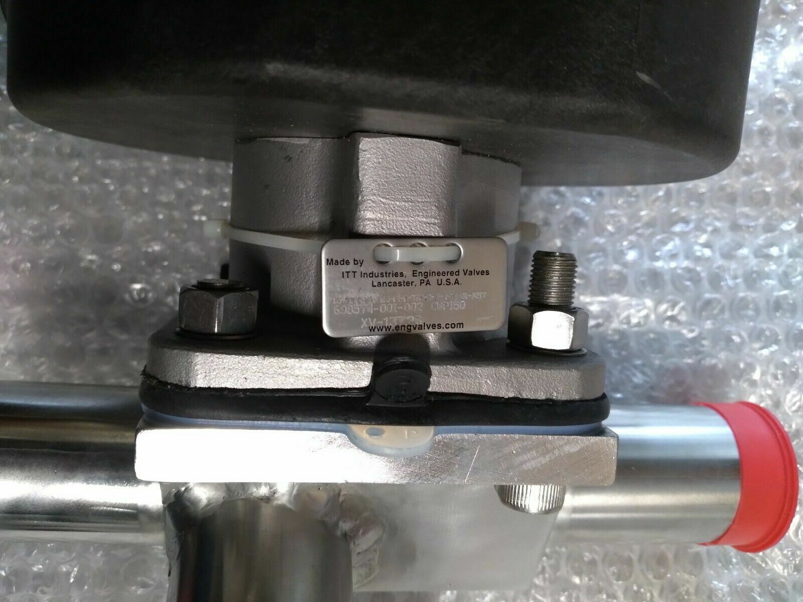 ITT PureFlo 1.5 Inch Dual T Diaphragm Valve SS CWP150 A217 5PCC W4 Industrial