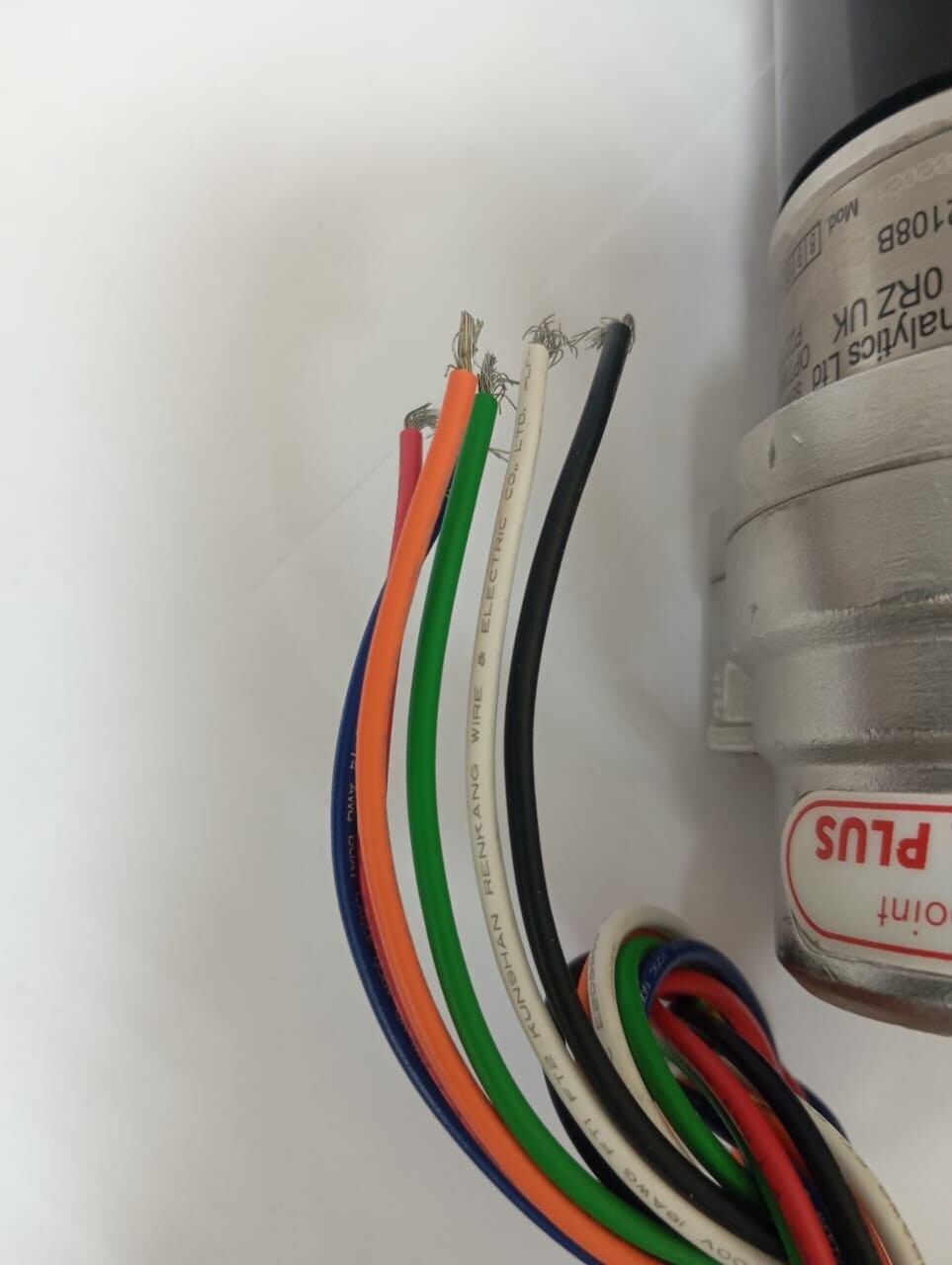 Honeywell / Searchpoint Optima Plus Point Infrared Gas Detector / 2108B2101N