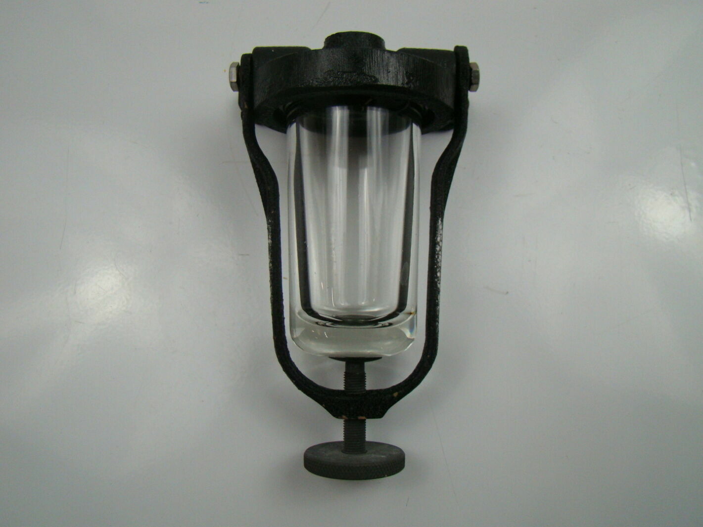 The Meriam Instrument Line Trap 1/4″NPT 932S5