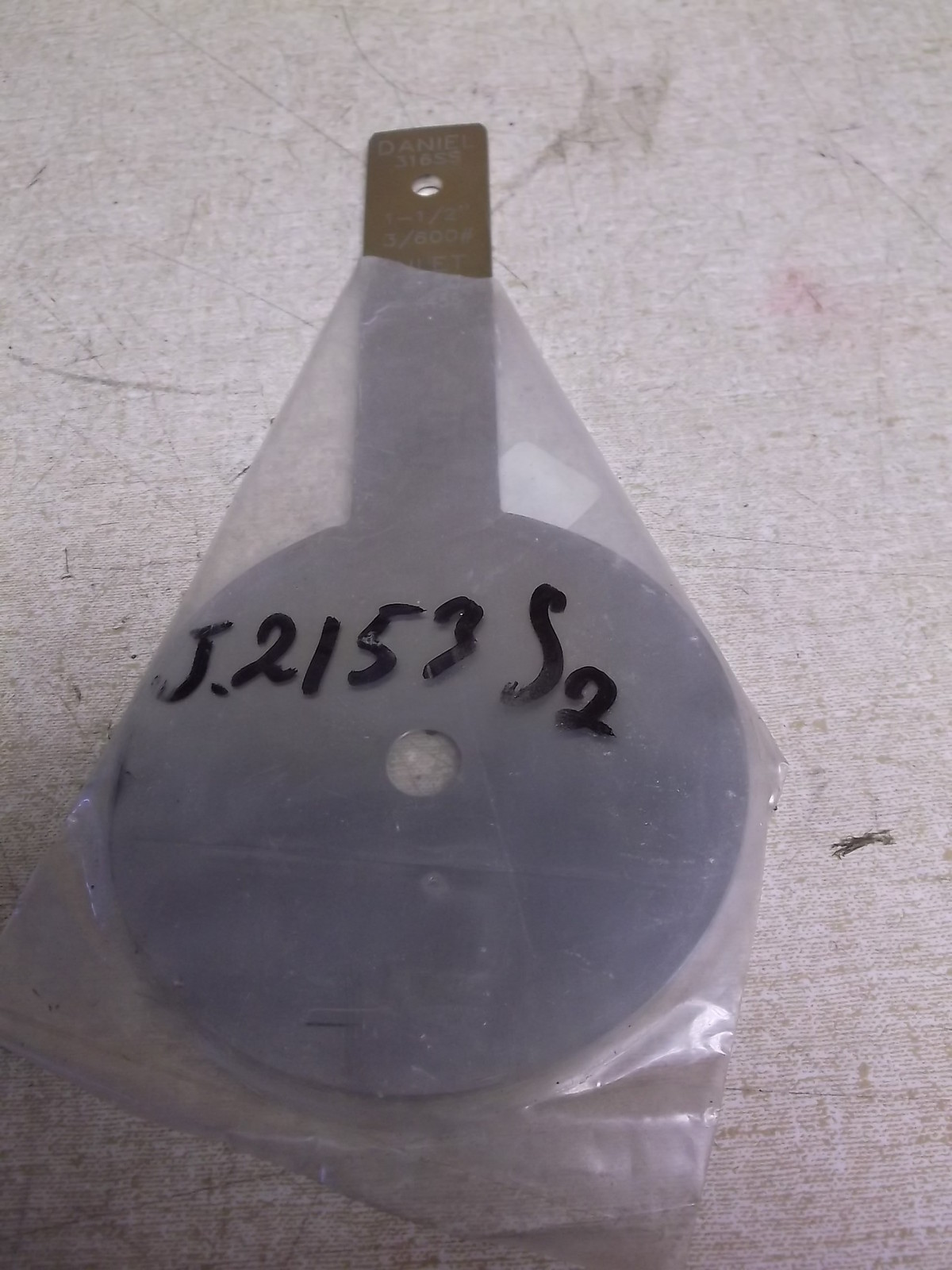 Daniel 316 SS Stainless Steel Orifice Plate 1-1/2″ 3/600 Inlet .4460 DR=.4458