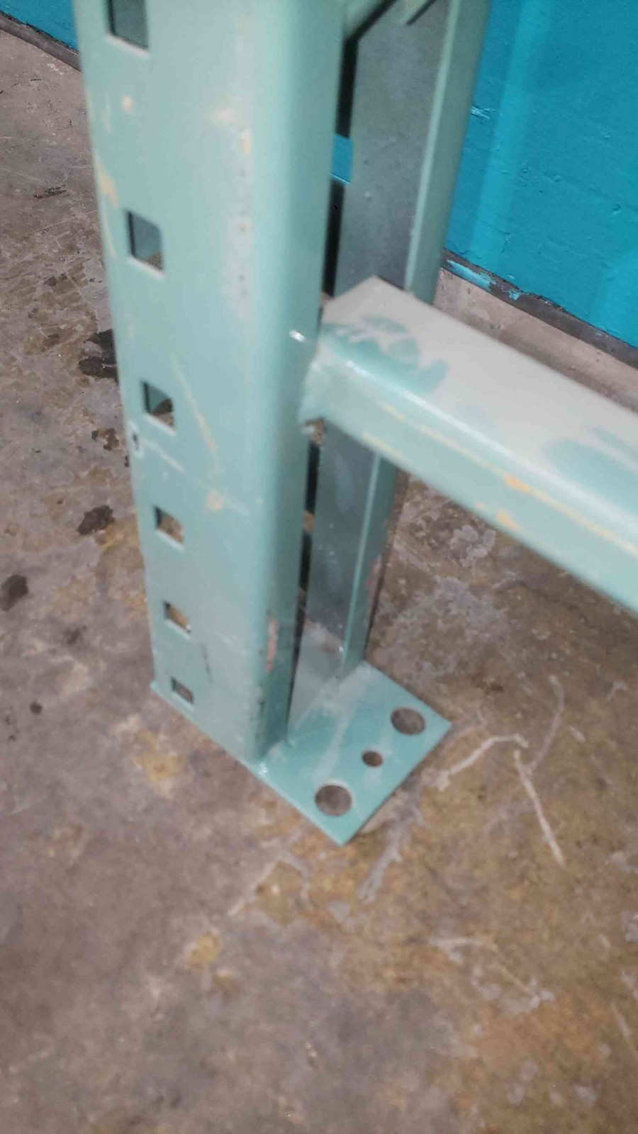 8′ Square Hole Pallet Rack Upright Frame – 42″ Depth – Sturdi-Bilt Style Green
