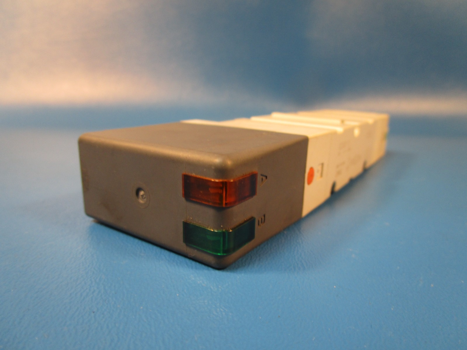 USED SMC VQC4401-51, Solenoid Valve, 5-Port, Series: VQC, 0.15 to 1 MPa Pressure