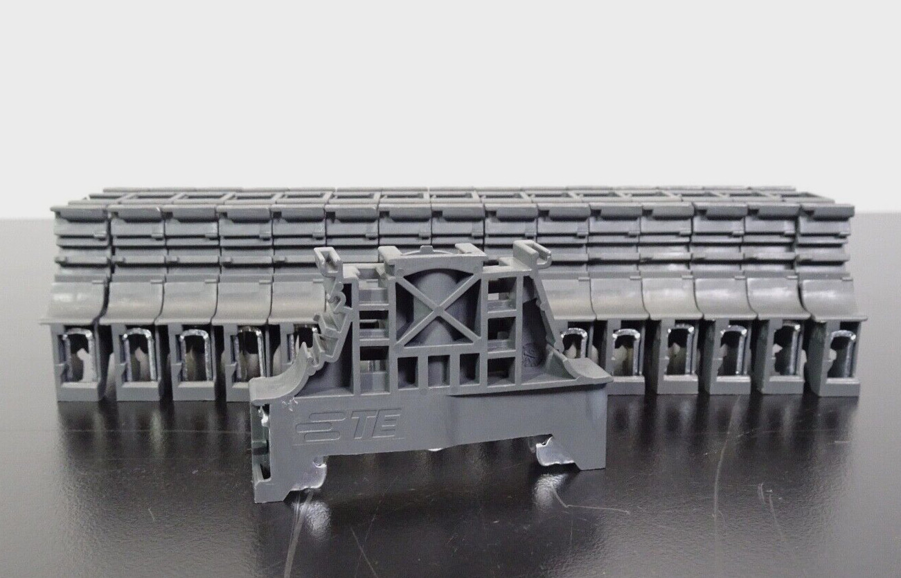 Lot x16) STE BAM4 Terminal Block Holder
