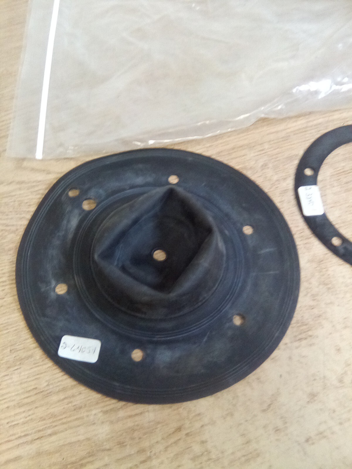 Diaphragm And 6 Hole Flange Gasket For 7216/7218 Regulators