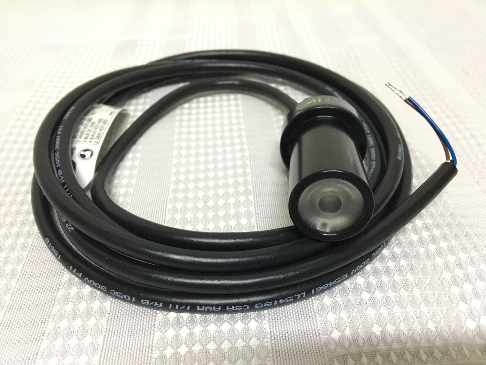 New! Advanced Illumination SL073-WH124 Spot Light (#40074)
