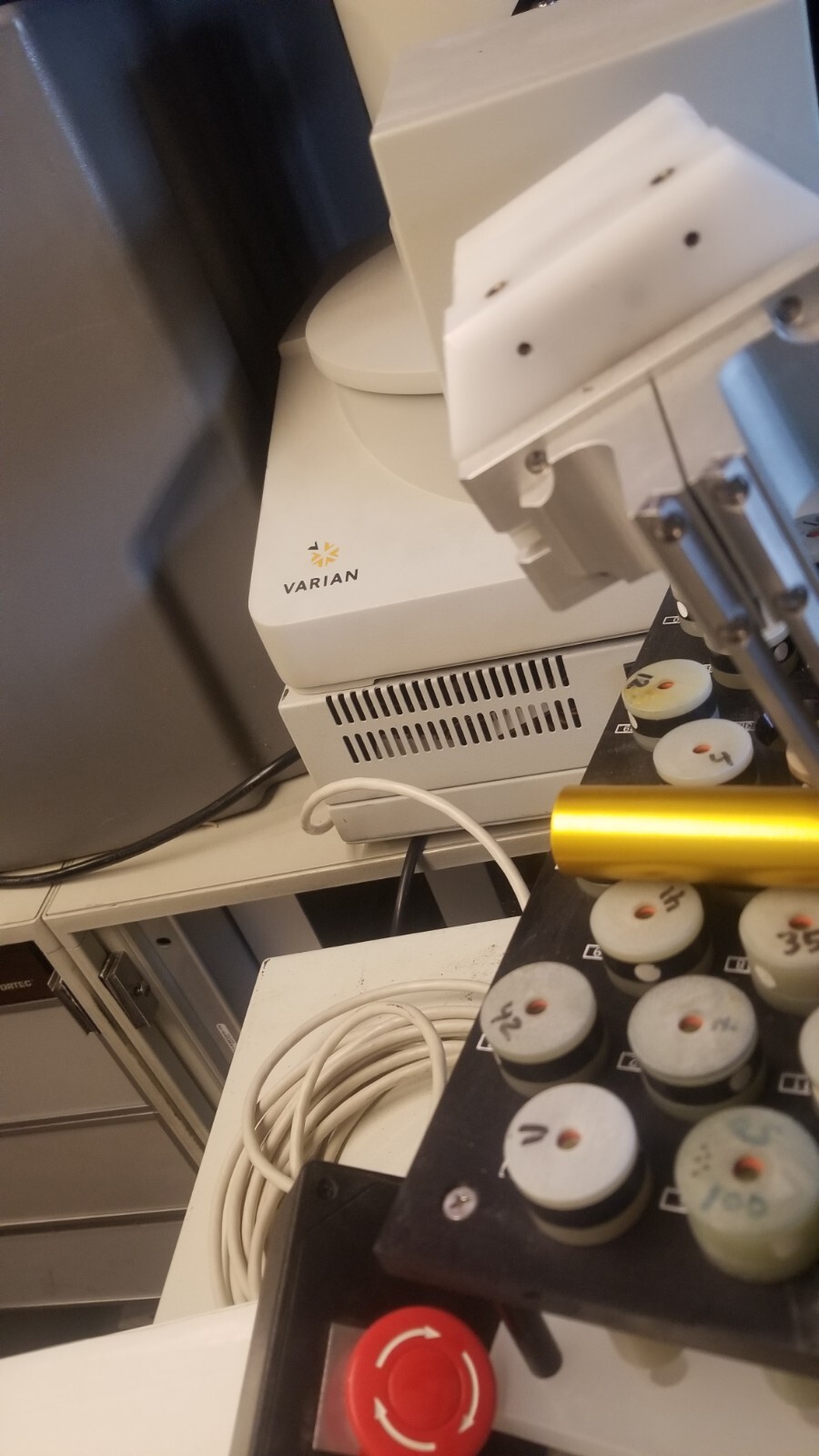 CALIPER LIFE SCIENCE VARIAN BRUKER SMS NMR AUTOSAMPLER 47614/12 47614 Guarenteed