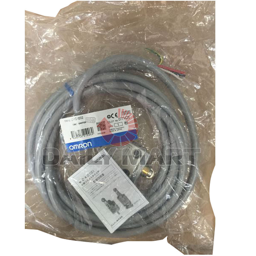 New Omron D4C-1202 General Purpose Compact Enclosed Limit Switch Roller Plunger