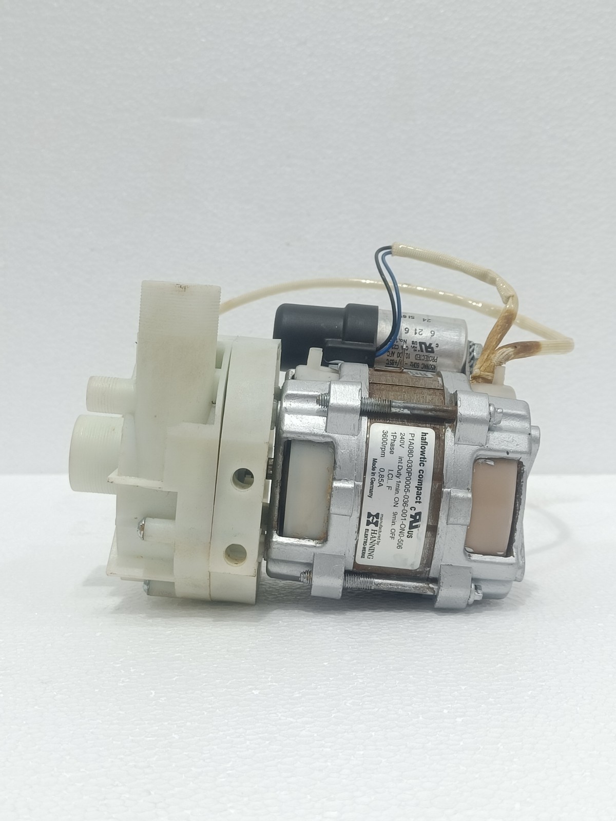 HOBART HALFLOWTIC COMPACT DRAIN WATER PUMP UP30-506 240V 3600 RPM 0,85 A GERMANY