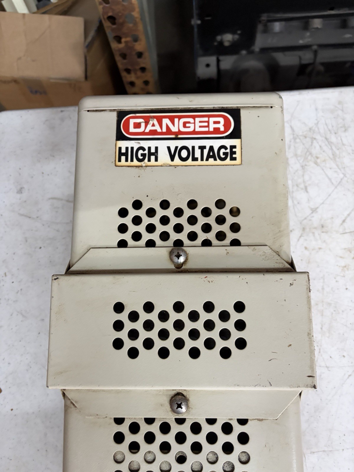 USED SOLA 23-00210-0800-23 VOLTAGE REGULATOR 120/240VAC 12.4A 60HZ 23-23-210-8