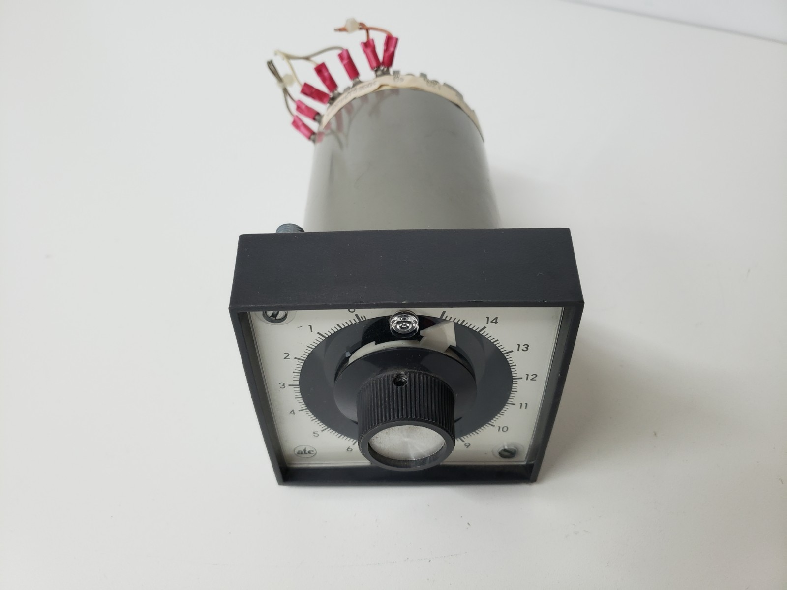 ATC 305E015A20PX Timer 120v 305E 015 A 20 PX