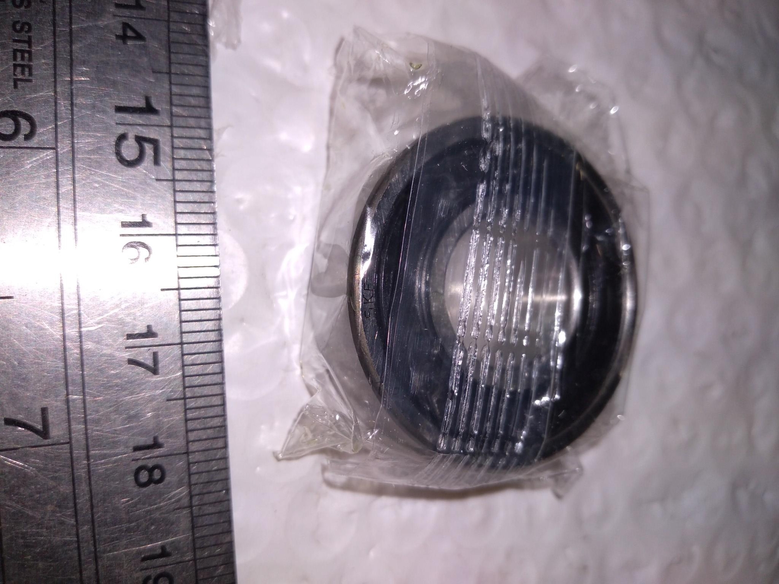 SKF EXPLORER 6202 2RSJEM