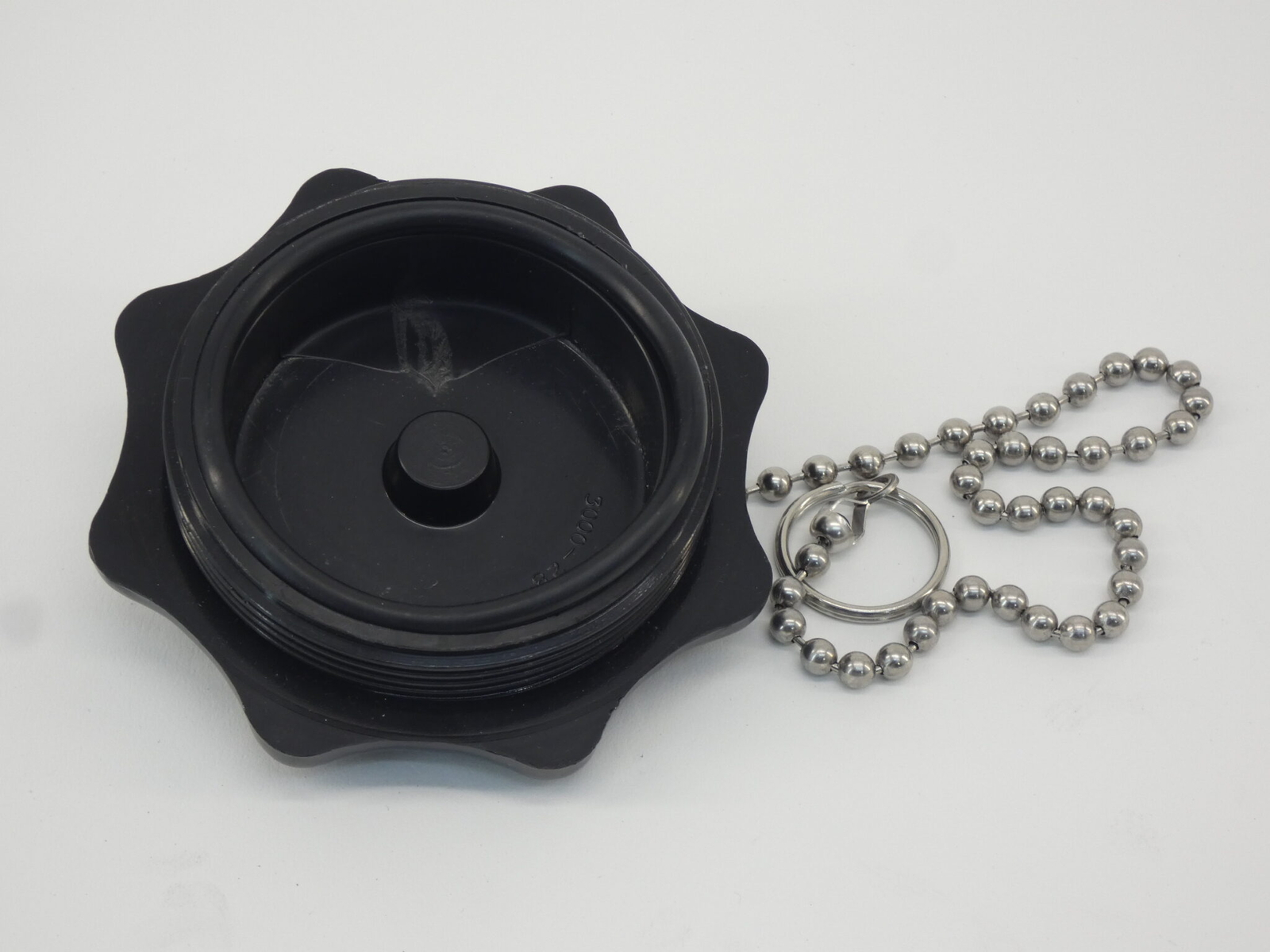 Statco 3000-28 Male Plastic Black Cap W/ 3″ Chain – NEW Surplus!