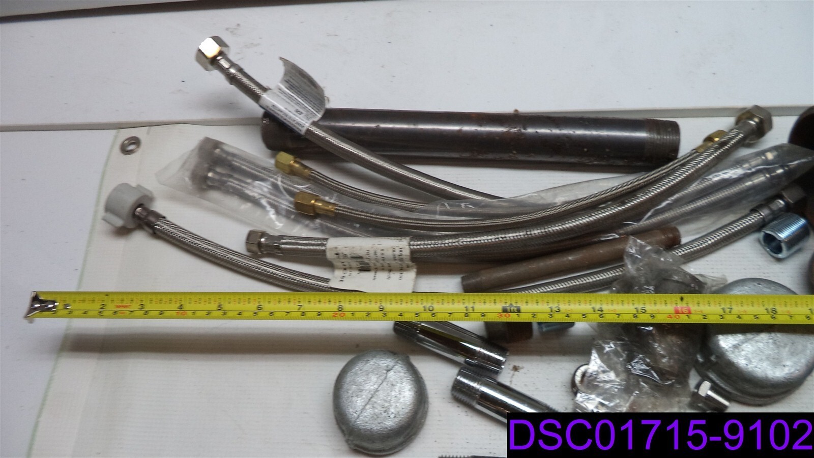 Qty = 99: Mixed Lot of Metal Pipe Fitting & Stainless Flex Hoses Many Sizes