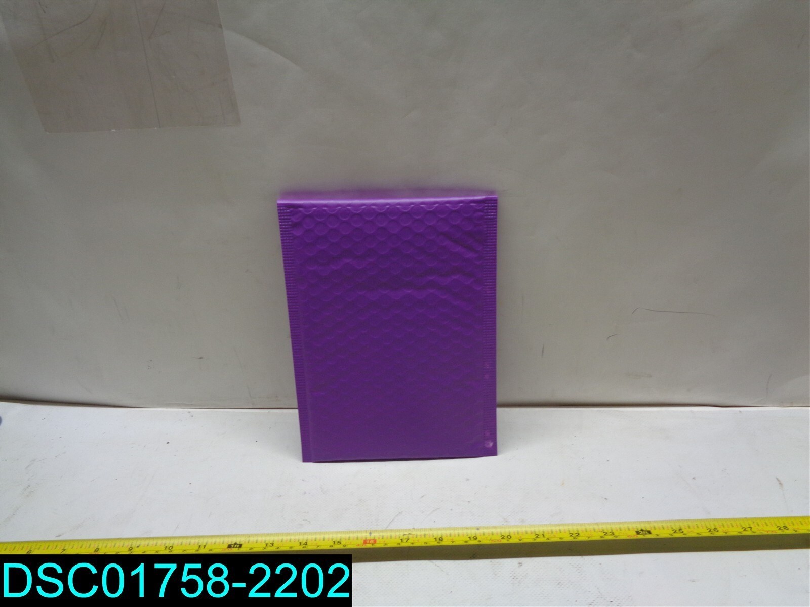 QTY=250:iMBAPrice #0 6″ x 10″ Premium Purple Color Self Seal Poly Bubble Mailers