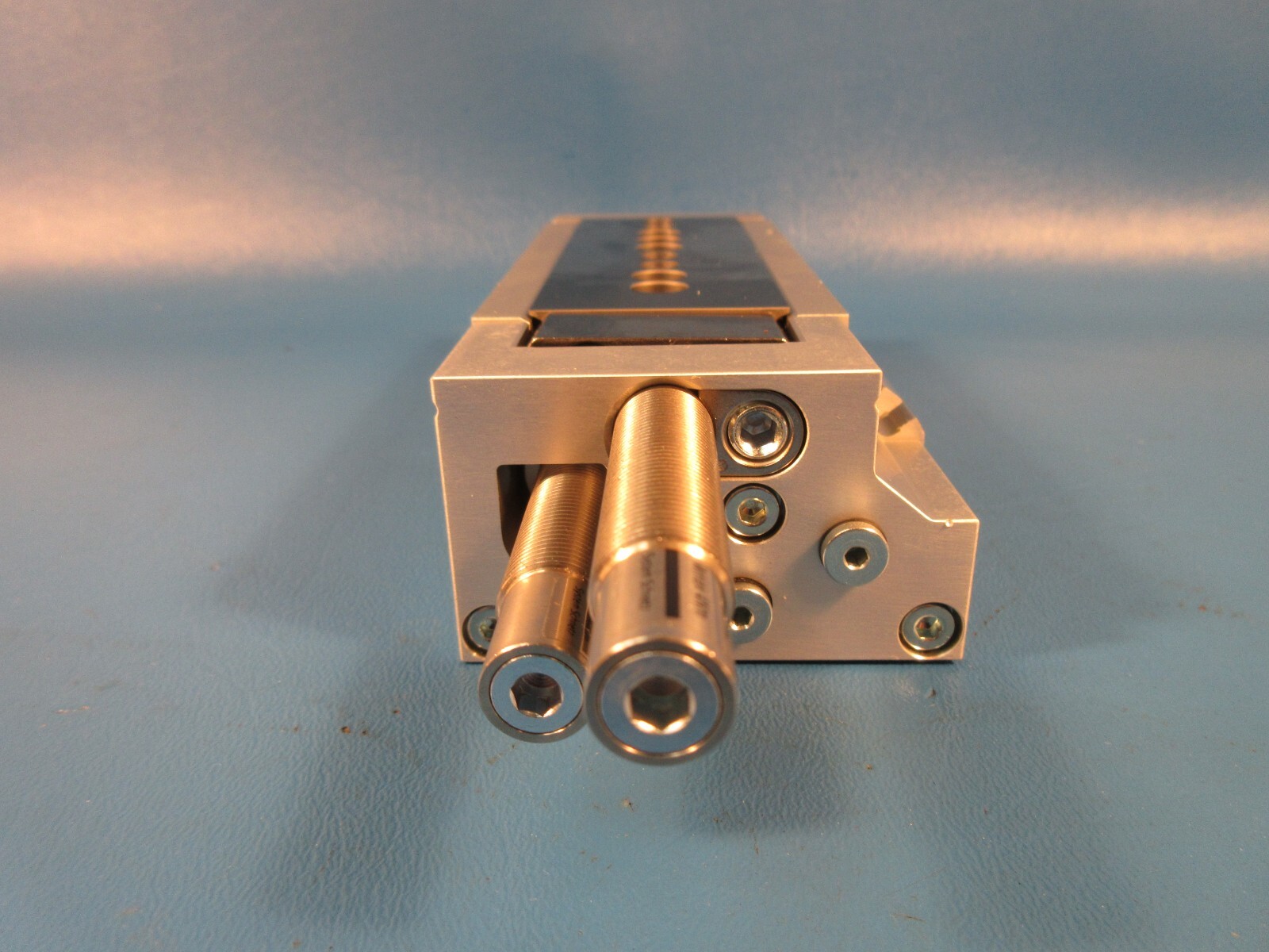 Festo DGSL-16-30-Y3A, 543999 Mini Slide, Stroke 30mm, Hydraulic Shock Absorbers