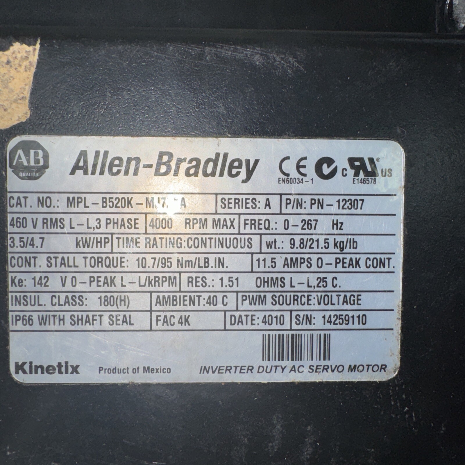 Allen-Bradley MPL-B520K-MJ72AA New Open box