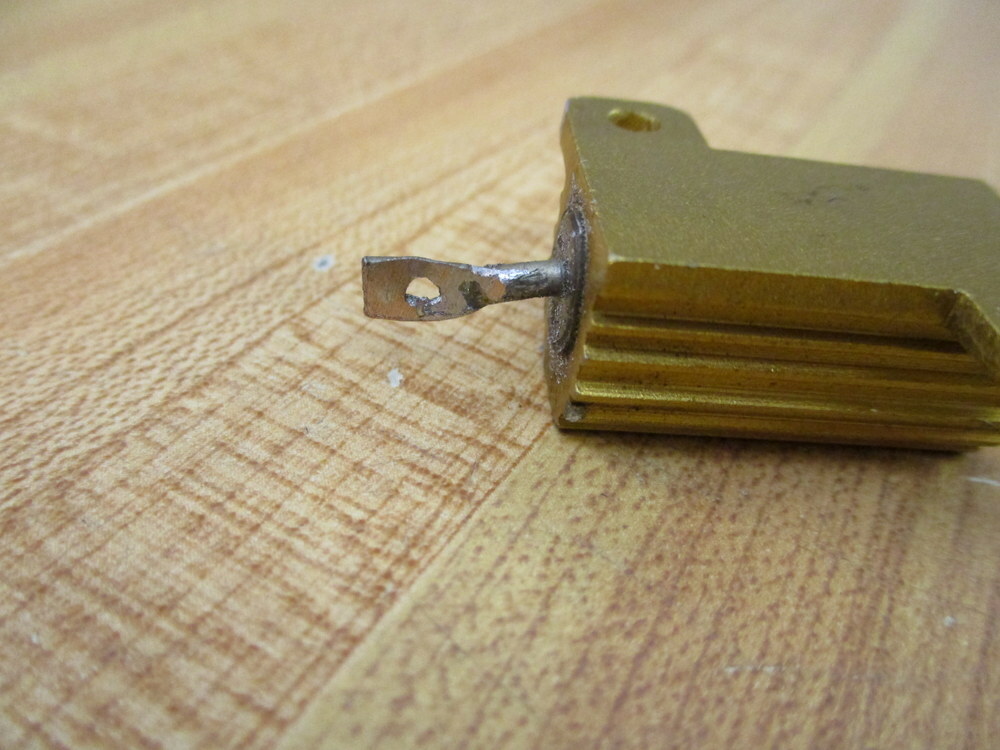 Dale RH-25 Vishay Wirewound Resistor RH25 20W 0.1Ω 1%