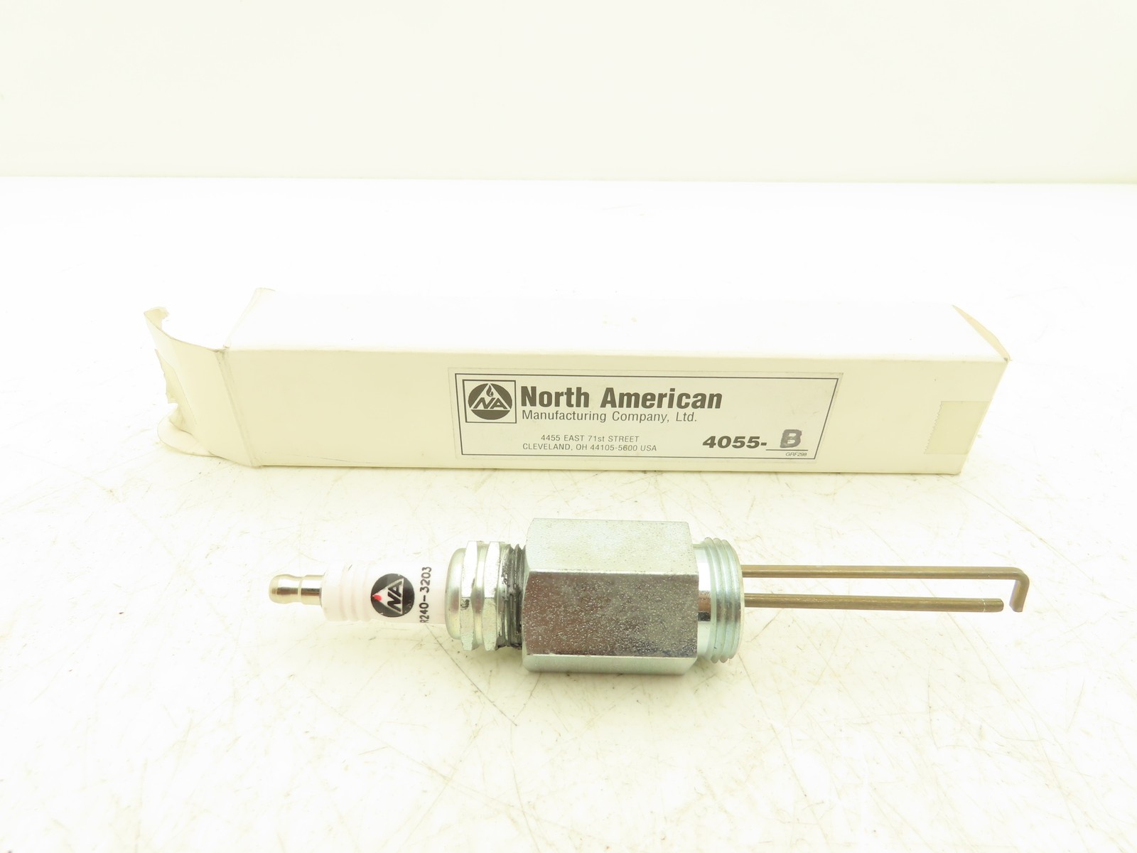 North American 4055-B Spark Ignitor Electrode 3/4″ NPT 2-3/4″ Length