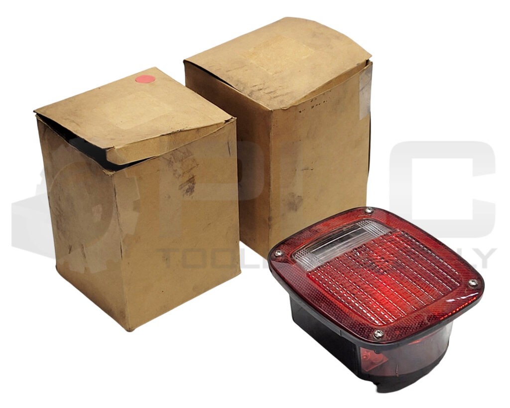 LOT OF 2 NEW GROTE 5090 TAIL LIGHT ASSEMBLY LEFT HAND SIDE