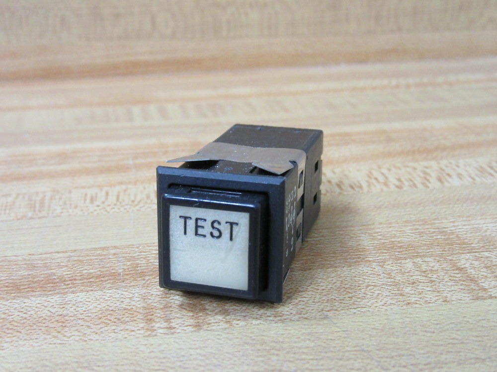 Dialight 554-6221-411 Pushbutton Switch 5546221411 White/Test