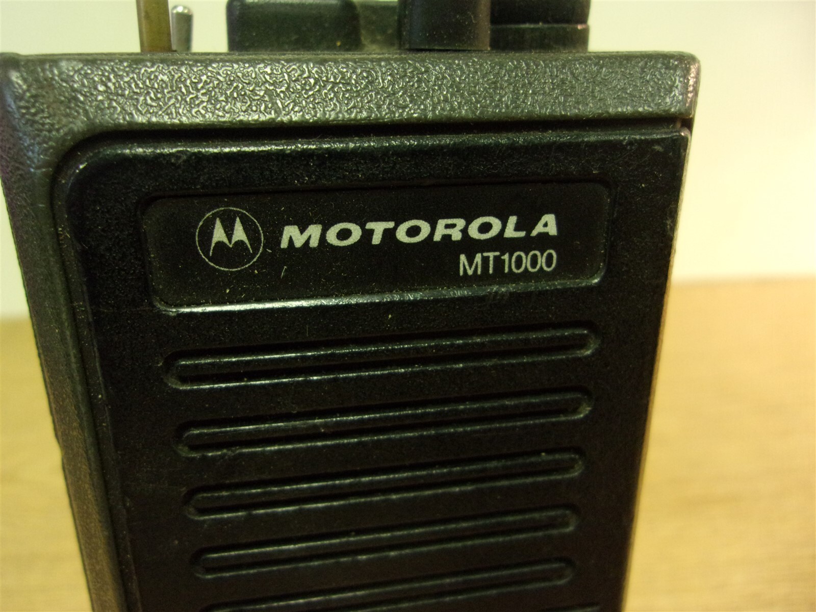 Motorola MT1000 Portable Radio *FREE SHIPPING*