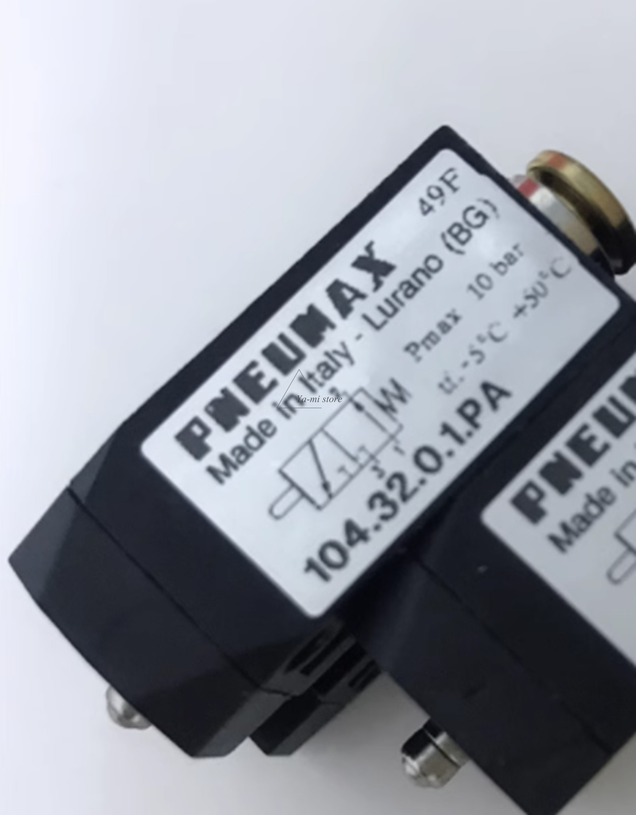 1Pcs New 104.32.0.1.PC Pneumatic solenoid valve normally closed switch