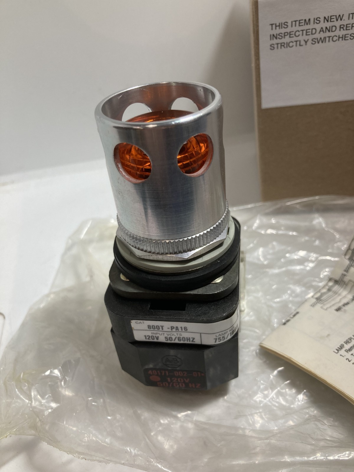 ALLEN BRADLEY 800T-PA16A PUSHBUTTON ILL AMBER XFMR 120VAC SERIES T NIB