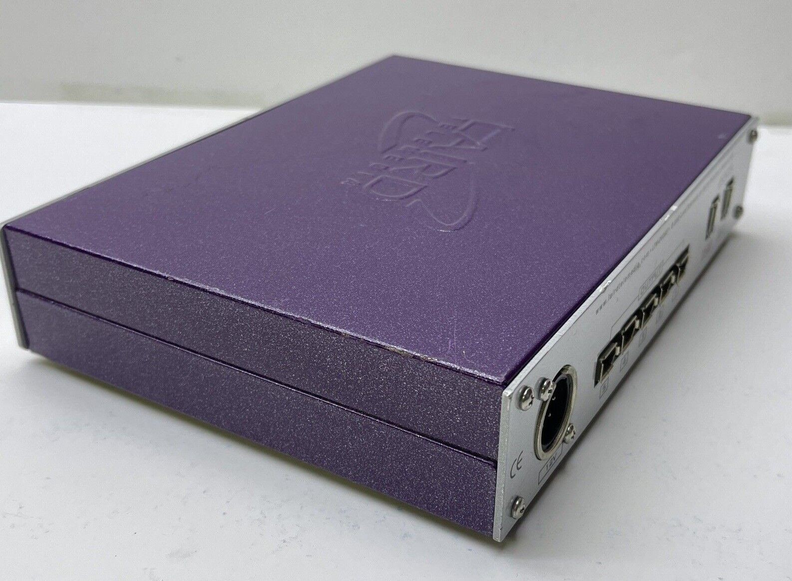 Laird Telemedia DV Distribution Amplifier LTM-DVDA5 1X5 IEEE 1394