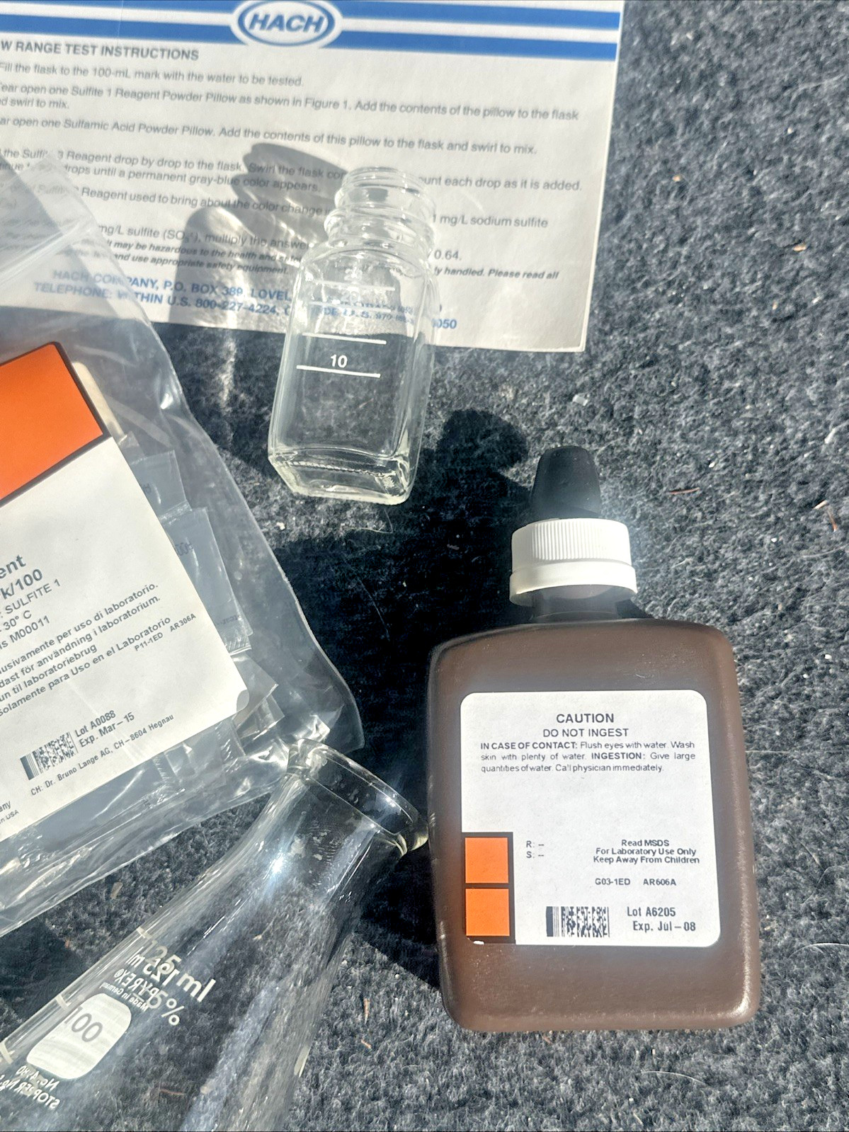 HACH Sulfite Test Kit SU-5 1480-02 W/ Reagents 2203-99 & 1055-99 & 705-32 Glass