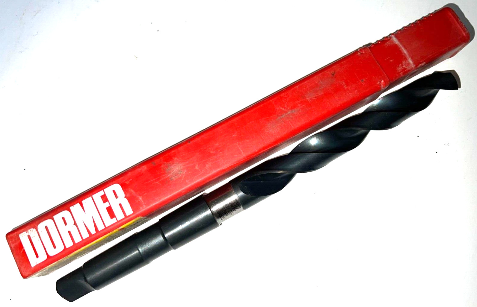 DORMER TAPER SHANK DRILL BIT 118° A130 2MT 21/32″ CUT DIA. 5-1/4″ LOC 8-7/8″ OAL