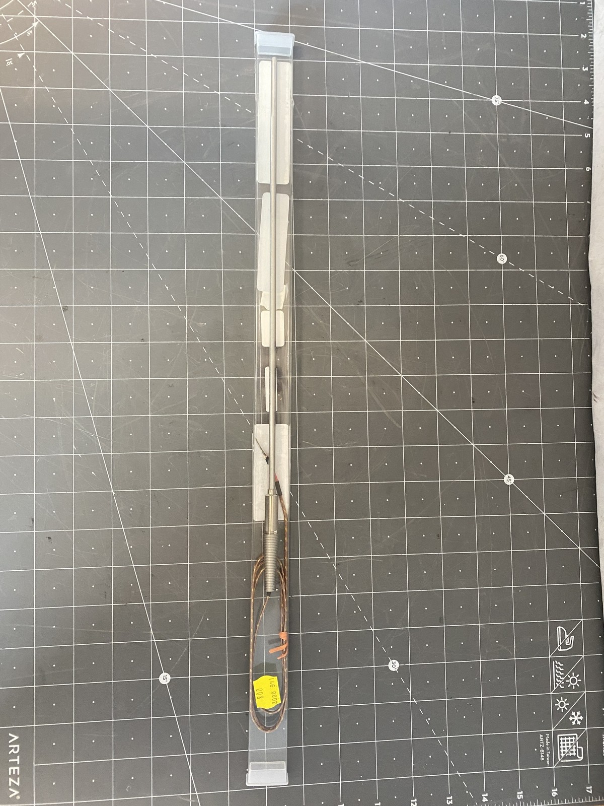 Omega Yes TC K-Type 3/16 Thermocouple Probe 750-2843-01 PN: TJ36-CASS-316G-12-CC