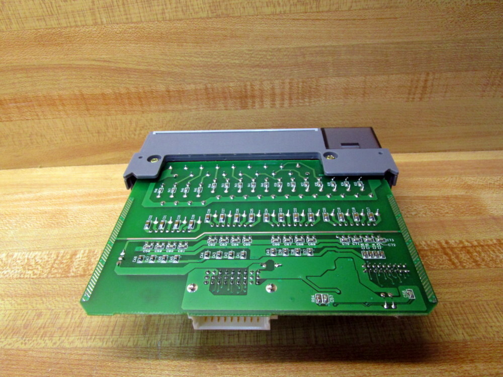 Allen Bradley 1746-IA16 Module 1746-1A16 Ser.C