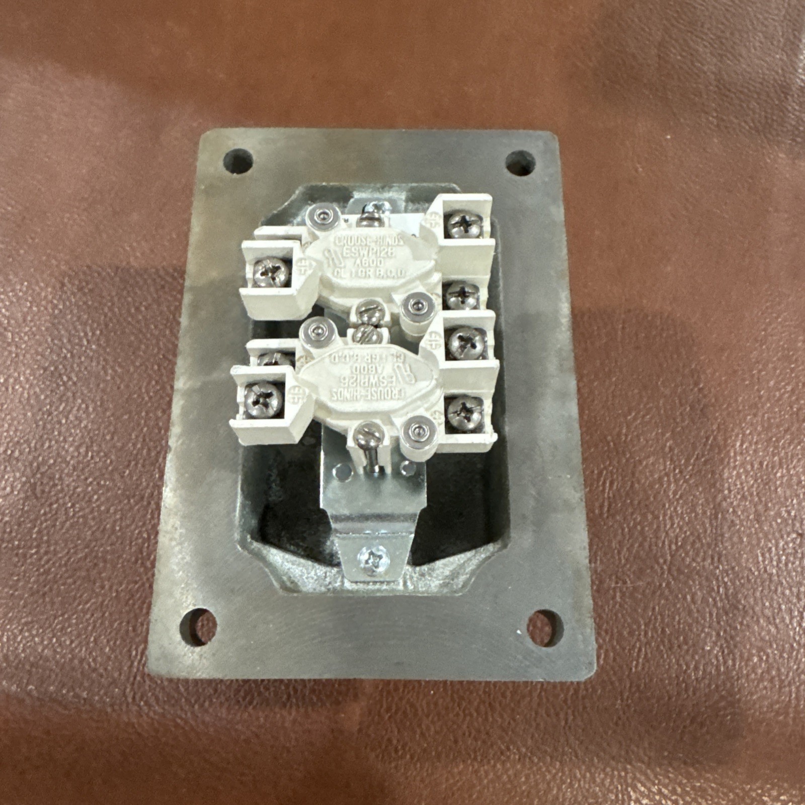 Eaton Crouse-Hinds EDS3190GBS153 Explosion Proof Industrial Control Switch 600V