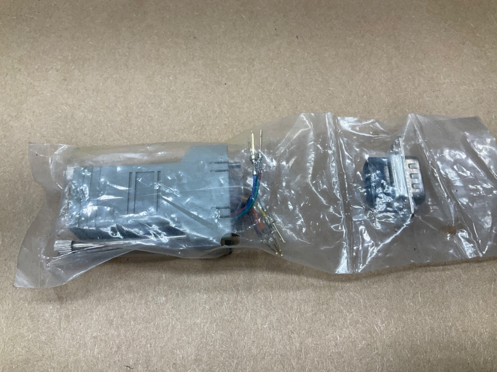 SPC Technology SPC19869 Telephone Adapter #25E6*IAC