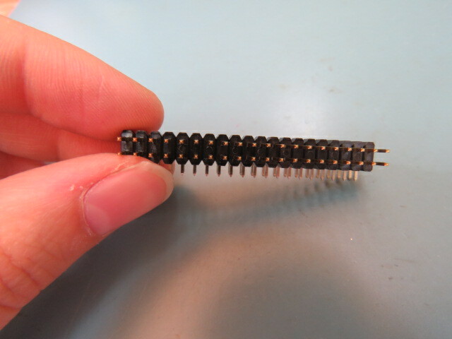 SULLINS PZC20DBAN Qty of 61 per Lot Connector Header Through Hole, Right Angle