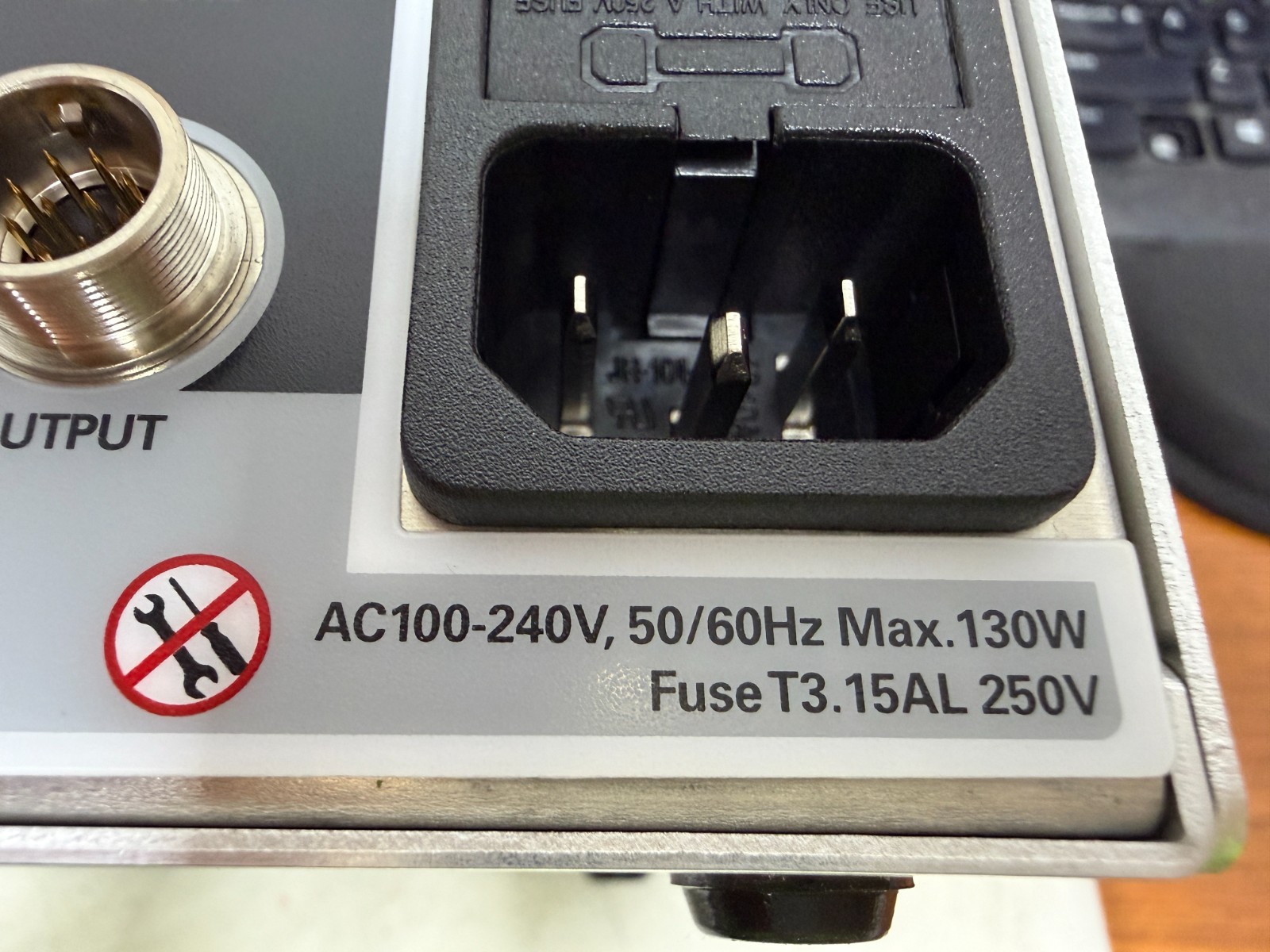 NEW SUNJE ELECTROSTATICS SXN-10B 100-240V SOFT X-RAY IONIZER CONTROLLER SXC-10BT