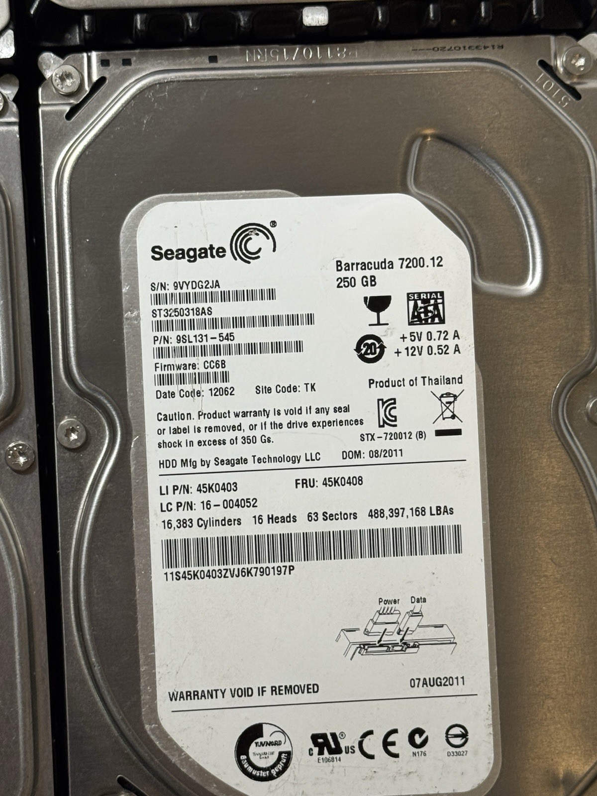 Lot of 12 Hard Drives Seagate WD Maxtor Fujitsu + Brackets UNTESTED