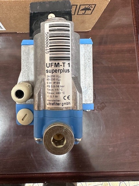 LOTS OF 2 ULTRAMATFILTER GMBH UFM-T 1 SUPERPLUS 24-230 vDC , 80-230 vAC 5W IP 65