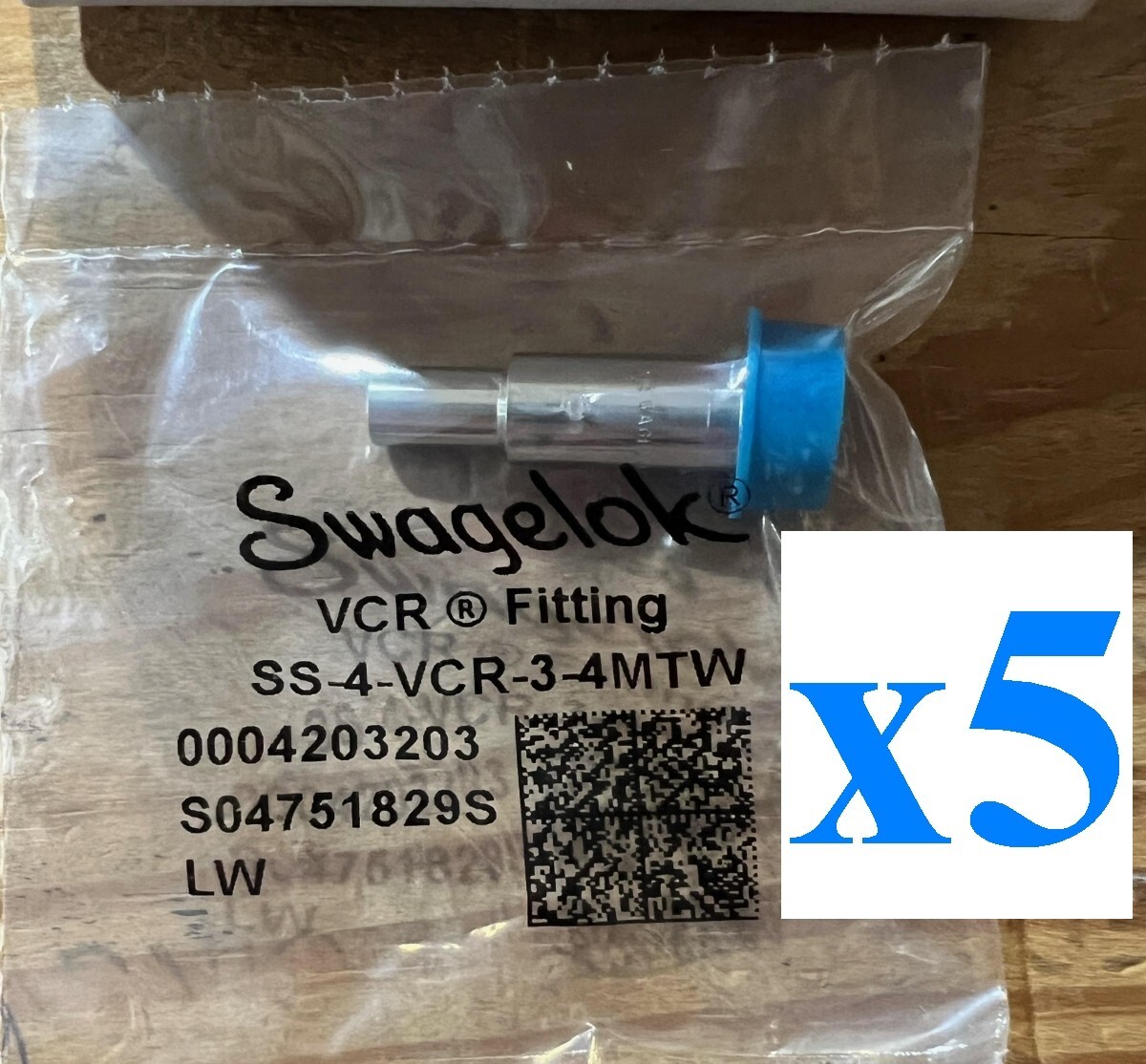 x5 NEW Swagelok SS-4-VCR-3-4MTW Fitting 1/4 IN. VCR X 1/4 IN. TUBE SIZE