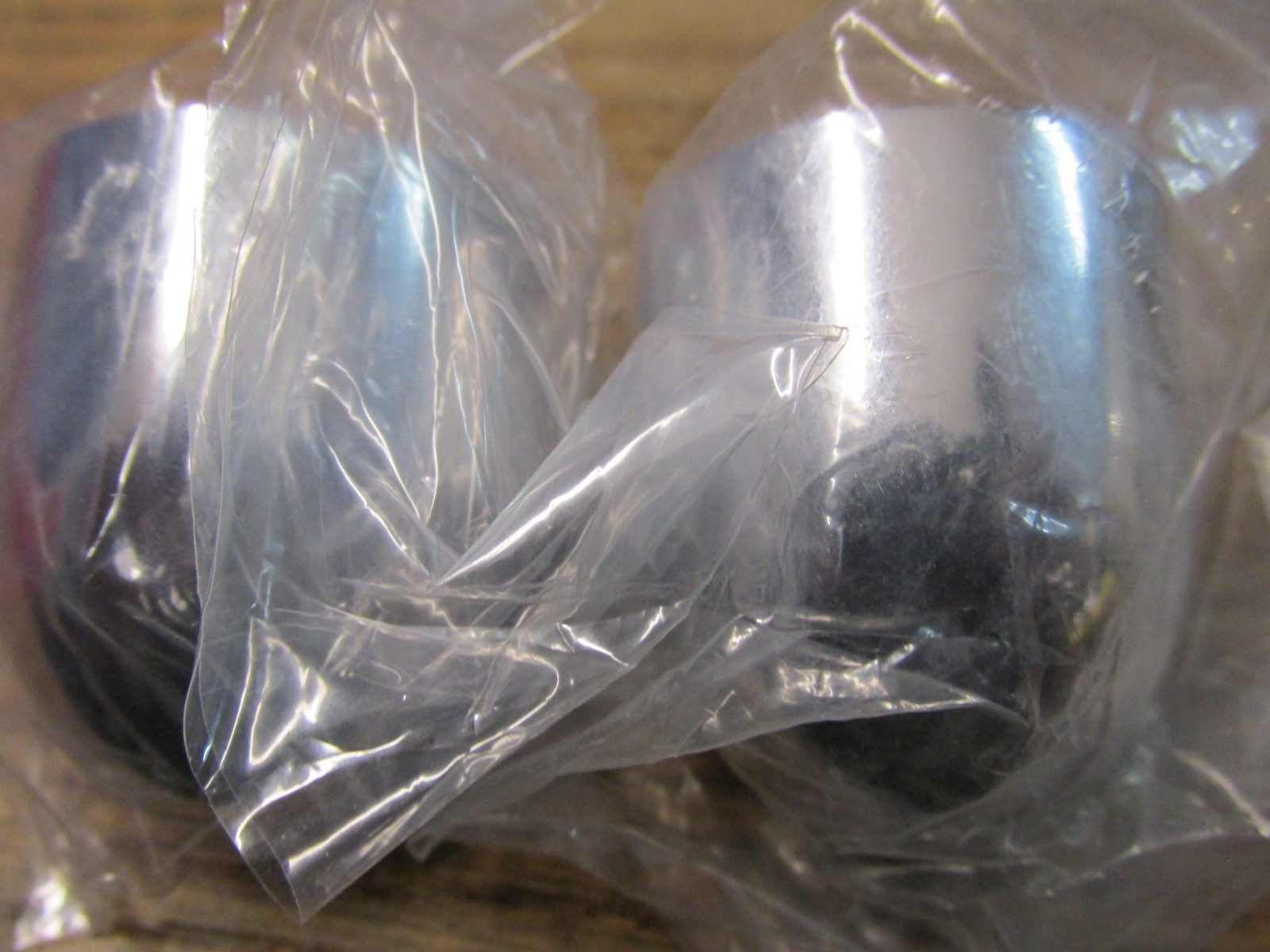 NEW NOS LOT OF 2 Acorn 1141-000-199 Nozzle Shower Bracket Capital