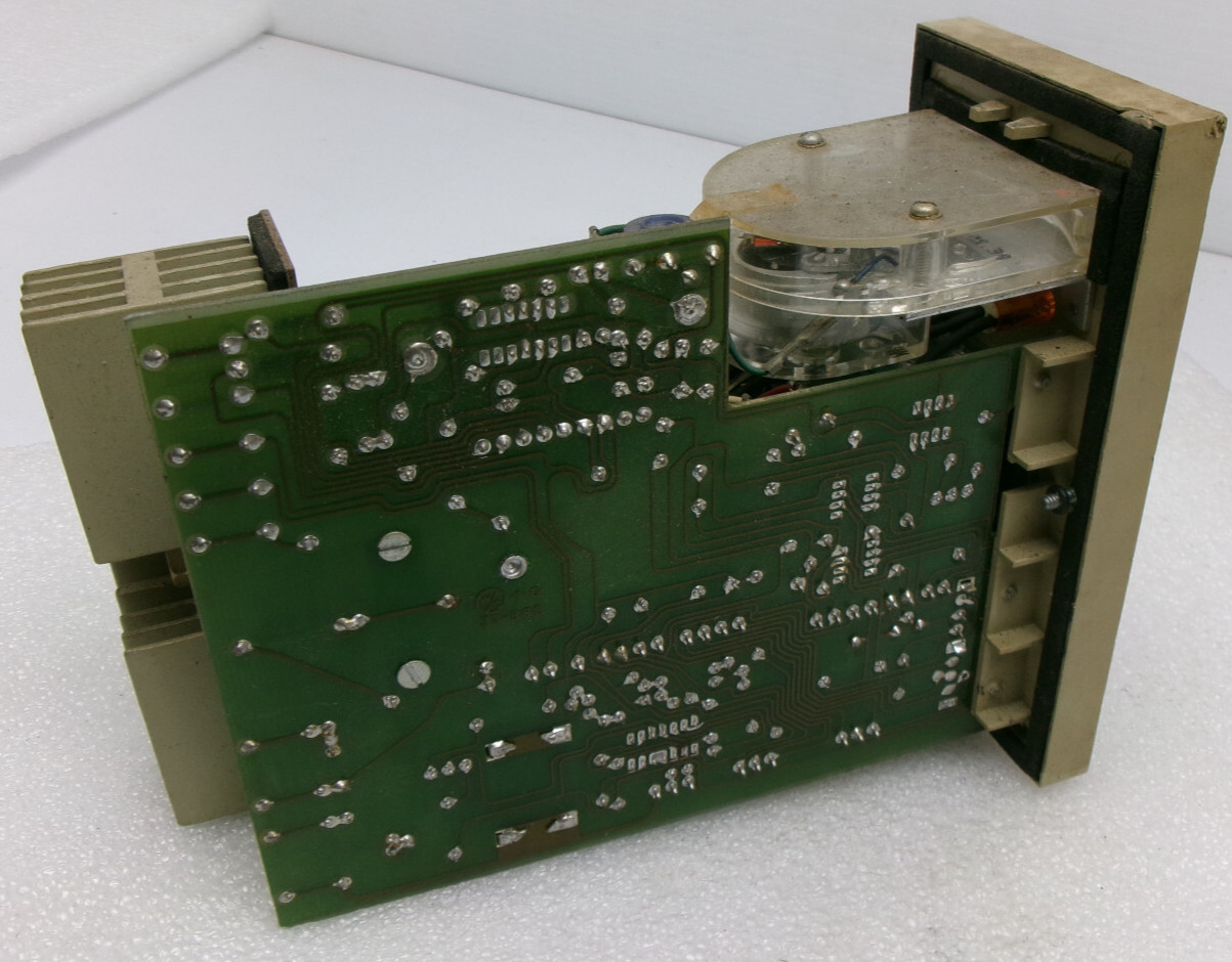 BARBER-COLMAN 520 SOLID STATE CONTROLLER MODEL 527Y-14053-031-0-36 67H #312H