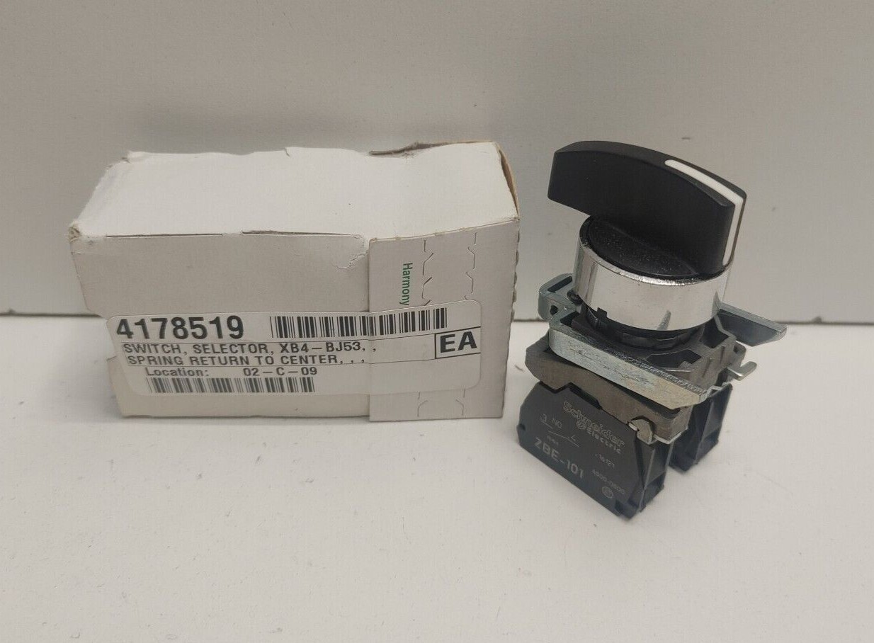 NEW OLD STOCK! SCHNEIDER 600V 3-POS CENTER RETURN SELECTOR SWITCH XB4-BJ53
