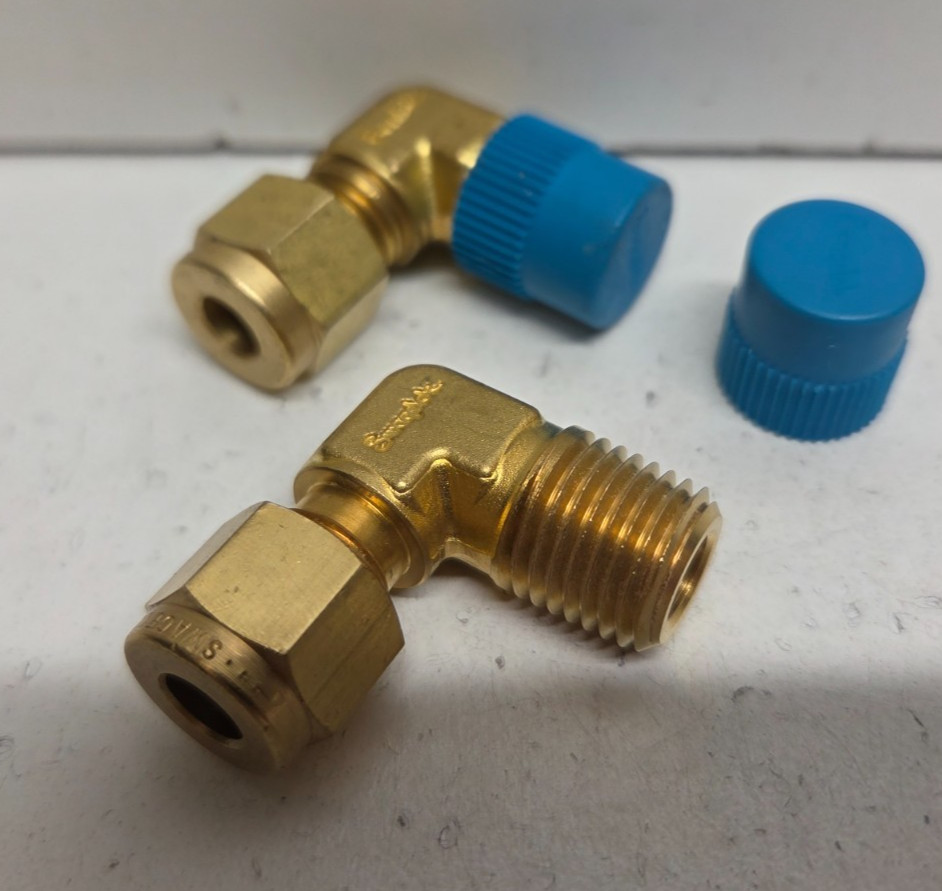 LOT OF 2 NEW NO BOX! SWAGELOK 1/4″ TUBE OD X 1/4″ MNPT BRASS ELBOWS B-400-2-4