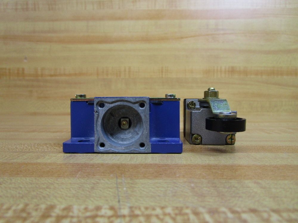 Telemecanique XCK M115H7 Limit Switch 067934 W/Out Connector