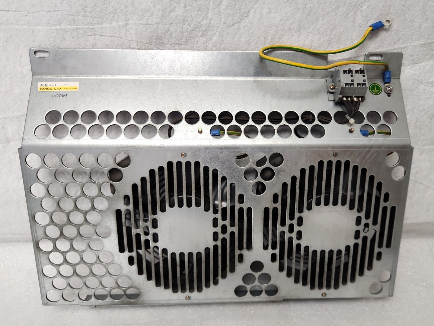 Fanuc A04B-0815-D366 Supply Fan Unit w/ 2 Minebea 5915PC-20W-B20 Fans 200-240V