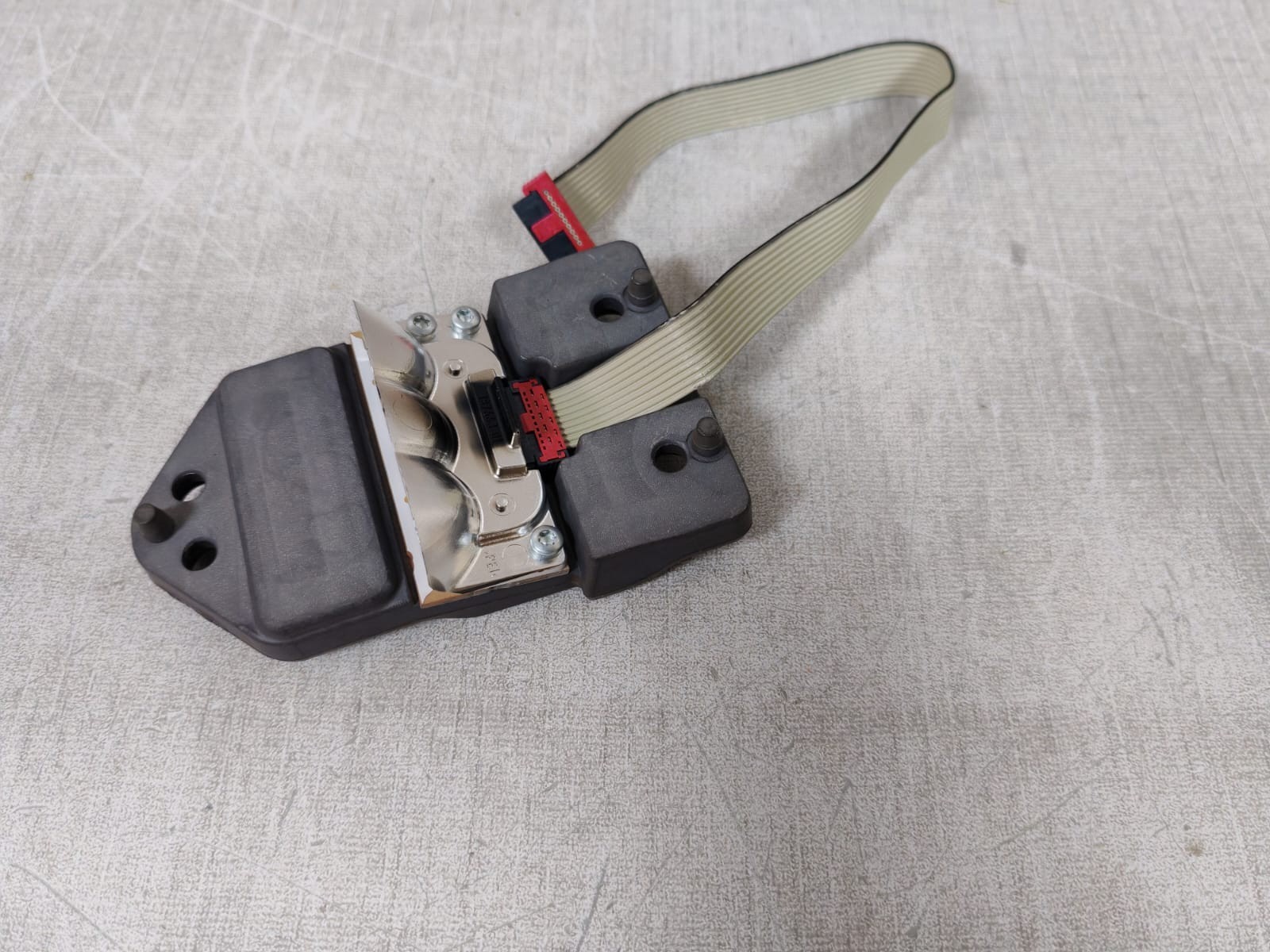 192 570-21 RED RUNWAY EDGE LIGHT